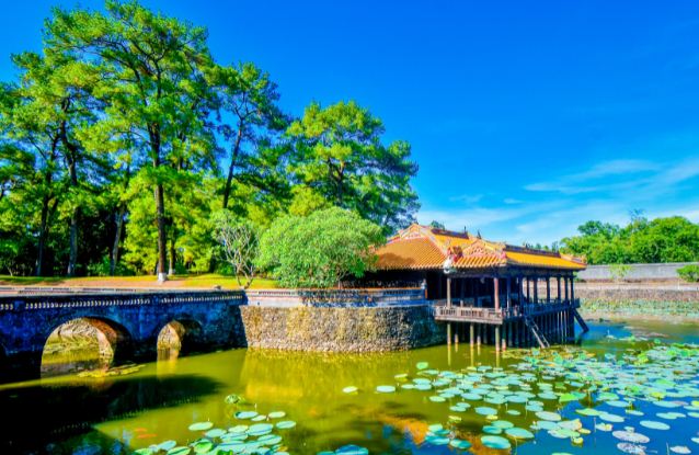 Hue-Imperial-City-overview-tourist-information-3